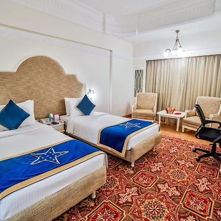Ramoji Film City- Sitara Luxury Hotel Pedda Ambarpet Buitenkant foto