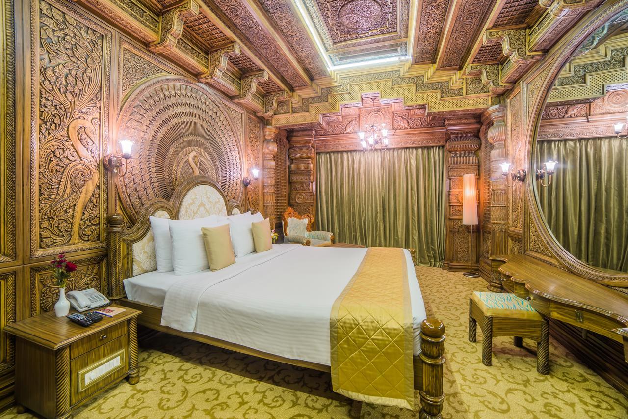 Ramoji Film City- Sitara Luxury Hotel Pedda Ambarpet Buitenkant foto