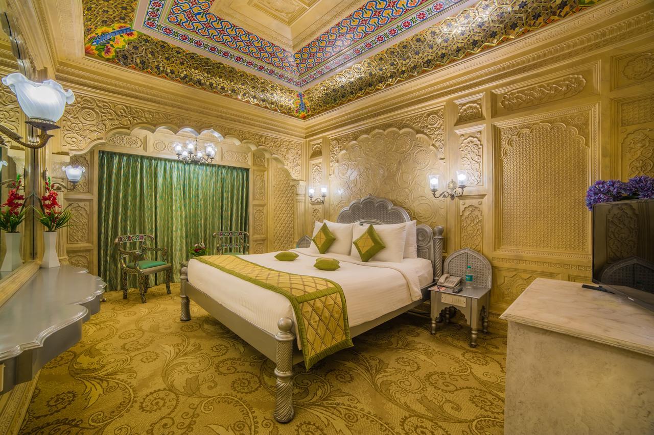 Ramoji Film City- Sitara Luxury Hotel Pedda Ambarpet Buitenkant foto
