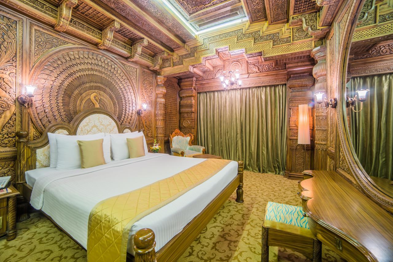 Ramoji Film City- Sitara Luxury Hotel Pedda Ambarpet Buitenkant foto