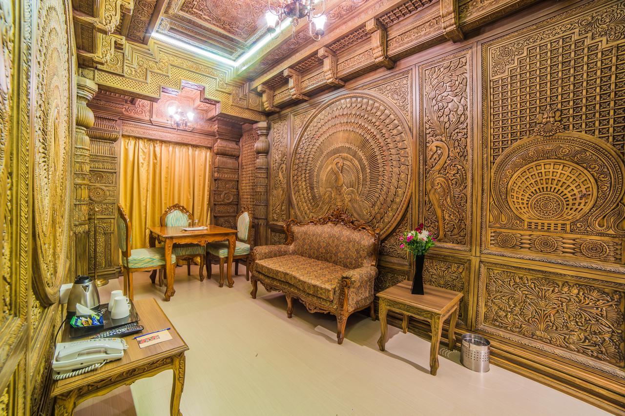 Ramoji Film City- Sitara Luxury Hotel Pedda Ambarpet Buitenkant foto