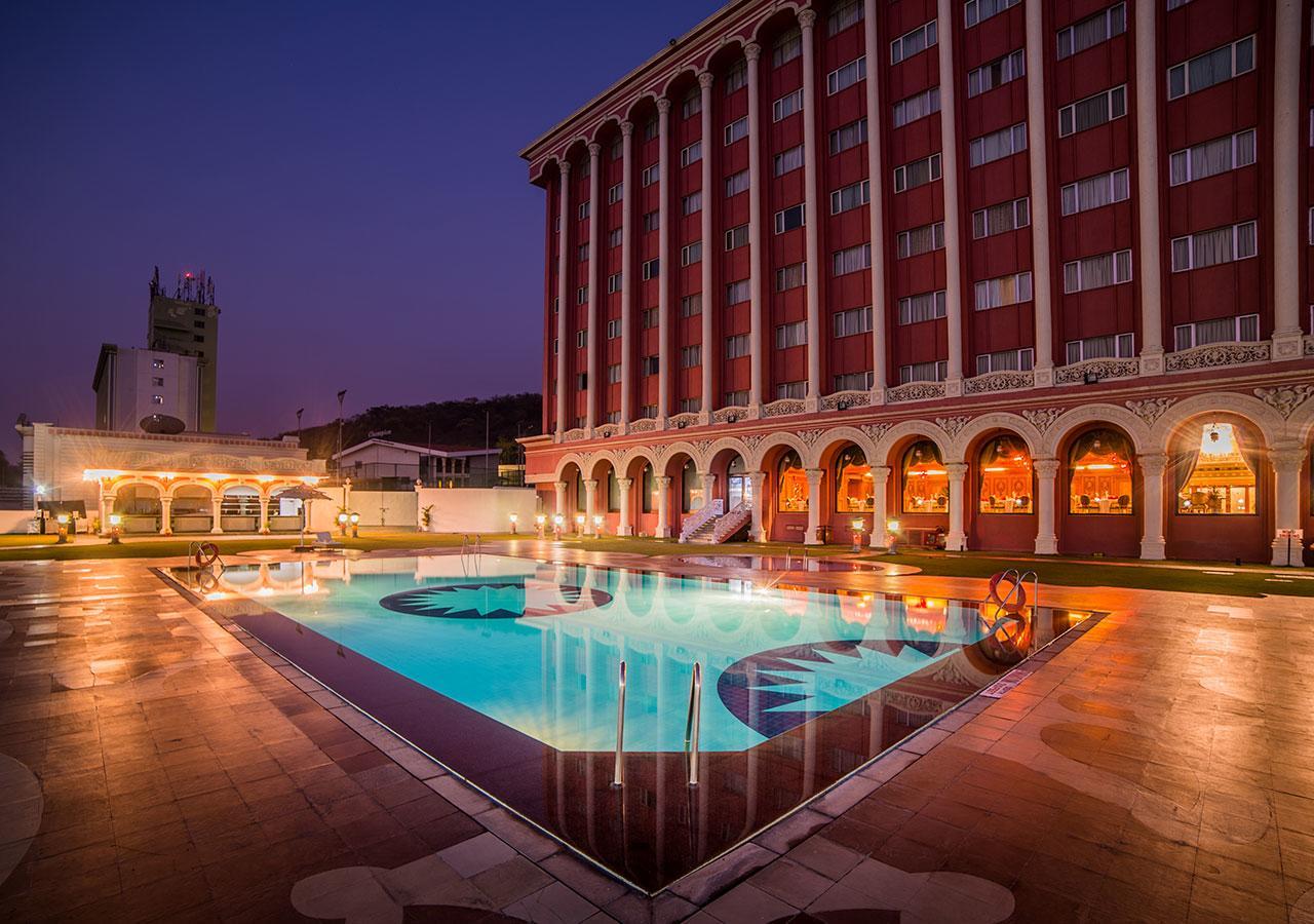 Ramoji Film City- Sitara Luxury Hotel Pedda Ambarpet Buitenkant foto